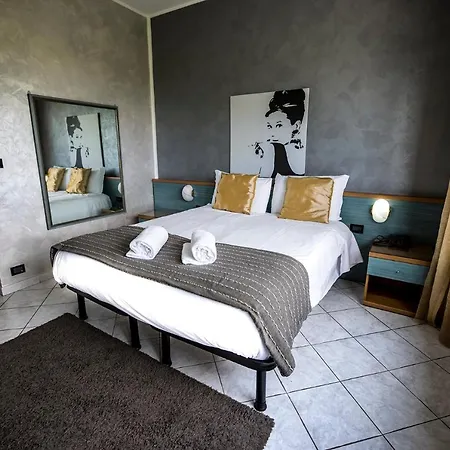 阿拉玛诺皮克洛酒店