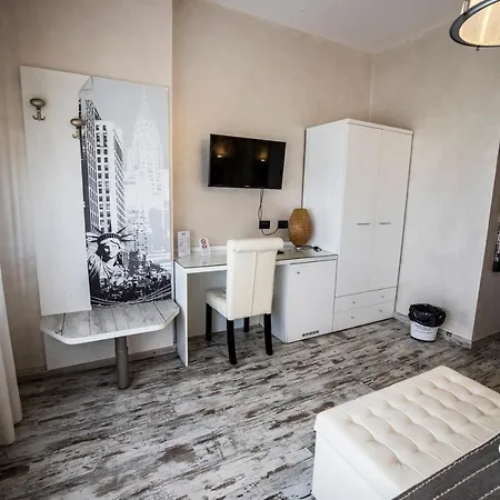 阿拉玛诺皮克洛酒店