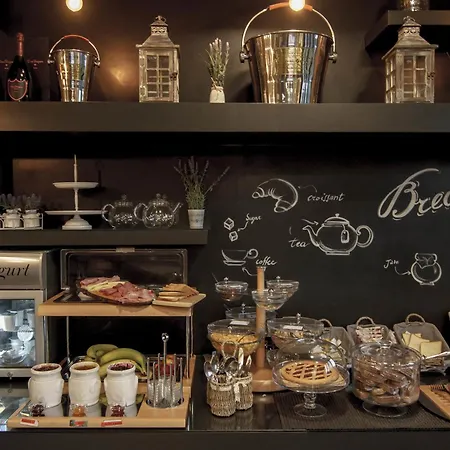 阿拉玛诺皮克洛酒店 酒店